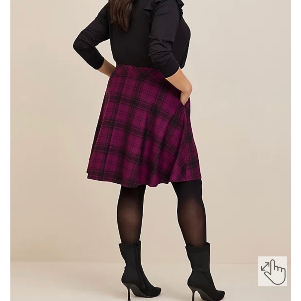TORRID MINI STUDIO LUXE PONTE A-LINE SKIRT size 1